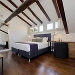 Youroom Corsini Apartment Rom