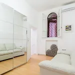 Youroom Corsini *