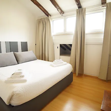 Youroom Corsini Lägenhet