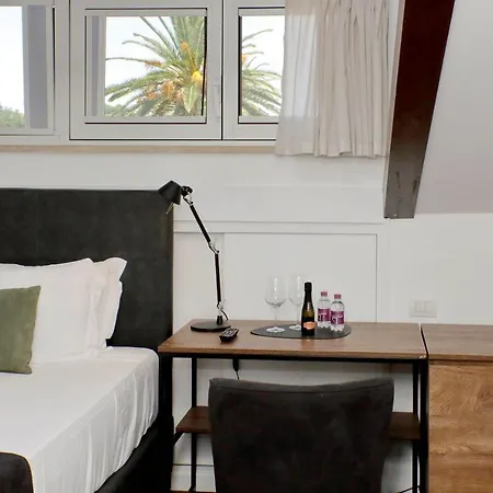 Youroom Corsini *