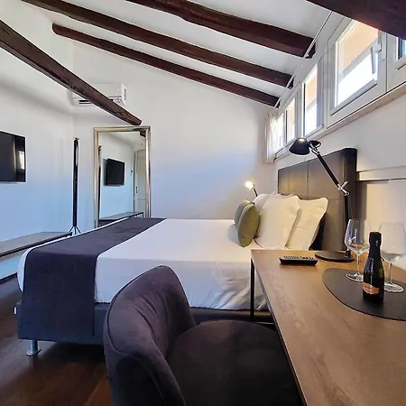 Apartment Youroom Corsini Rom