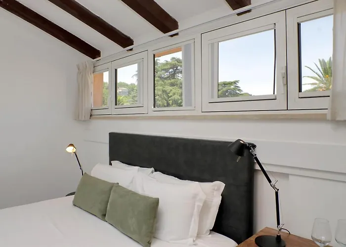 Youroom Corsini Apartmán *